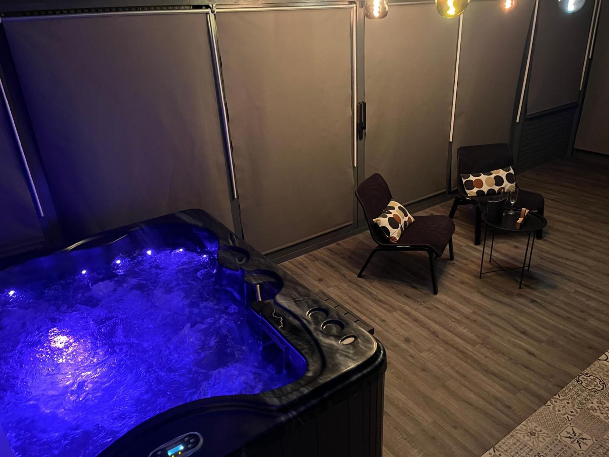 Pause Nature Sorbais Gite 2 Personnes Avec Grand Spa Privatif, Streaming Et Arrivee Autonome Luaran gambar